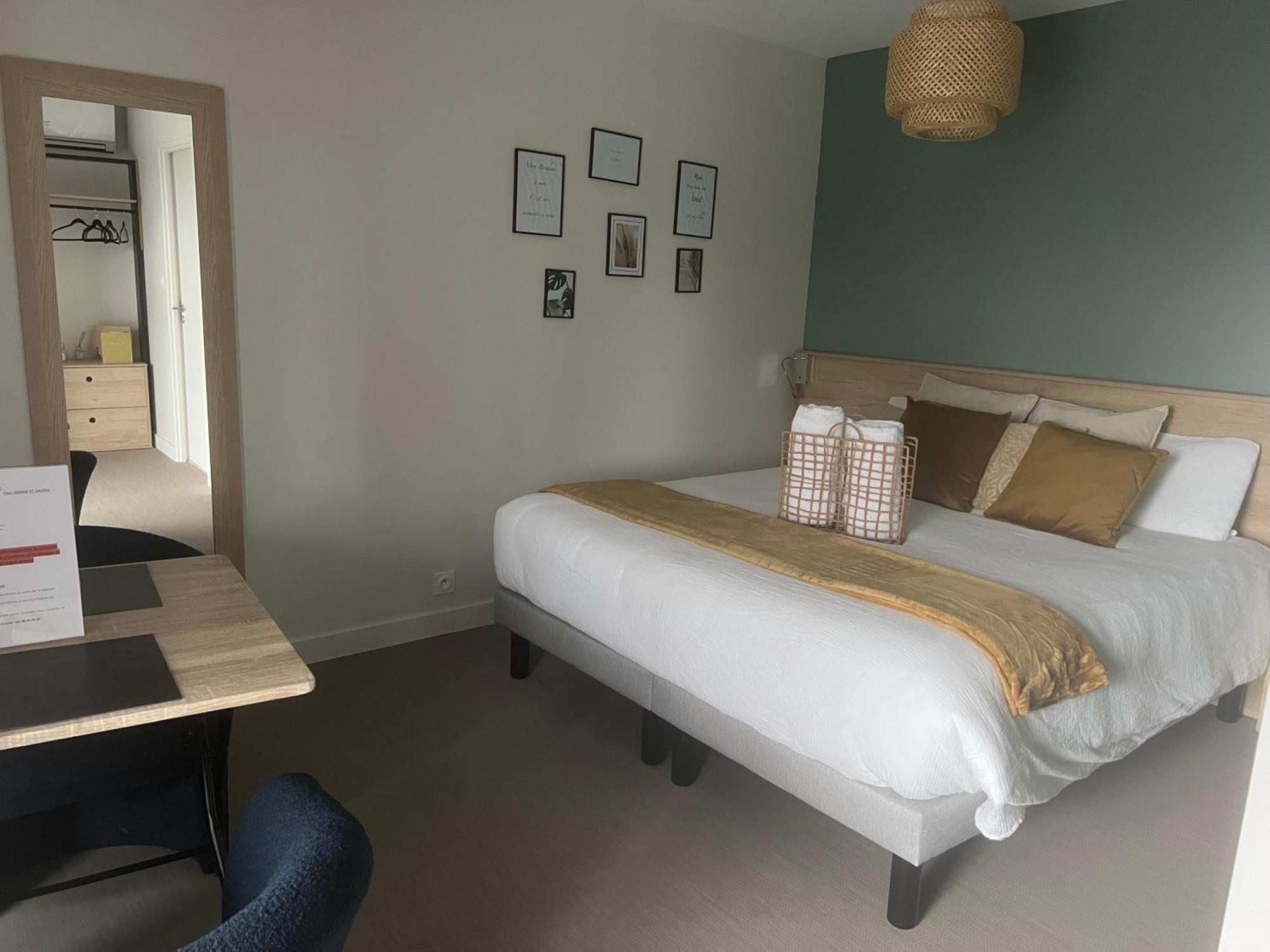 Chambre Privatisee L'Ermitage Vue Sur La Mayenne Château-Gontier Exterior foto